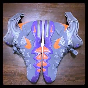 Nike Air Force - Air 2 Strong